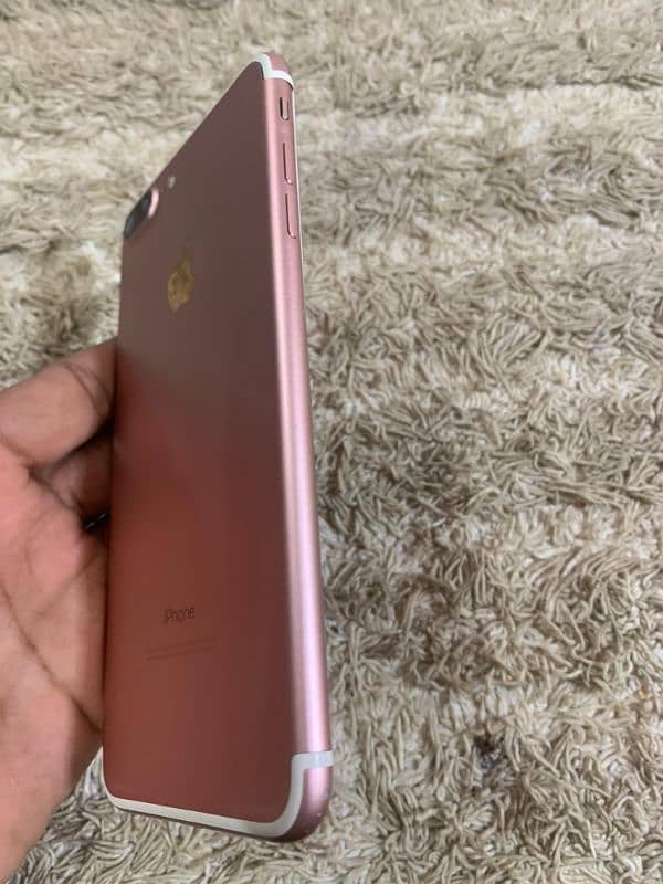 I phone 7plus Non pTA 32Gb All ok phone 10/10 Avilable For Sale 3