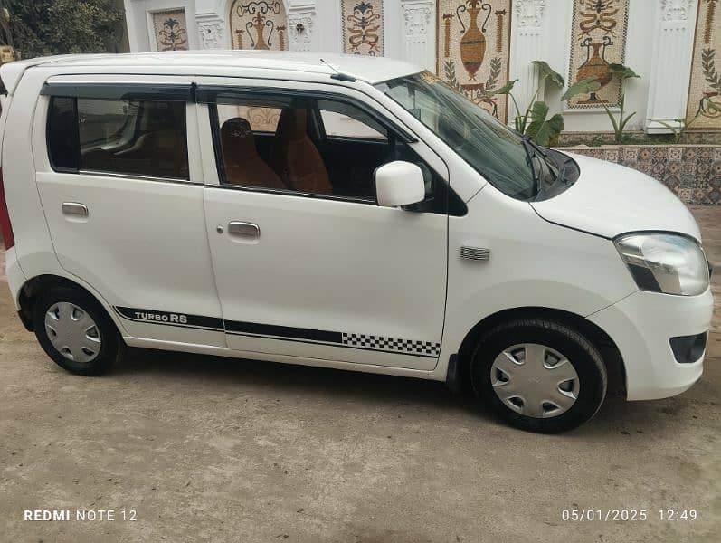 Suzuki Wagon R 2019 4