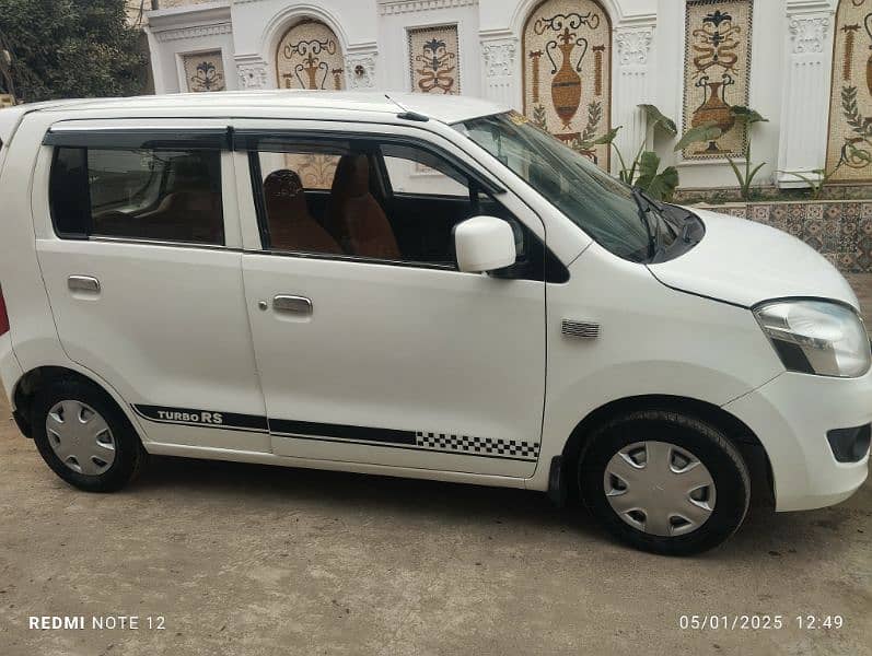 Suzuki Wagon R 2019 5