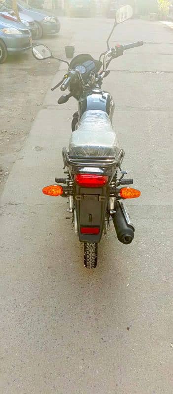 Suzuki GD110s 2