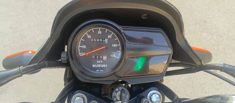 Suzuki GD110s 4