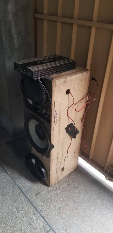 Woofer & Solid Audio Amp 6