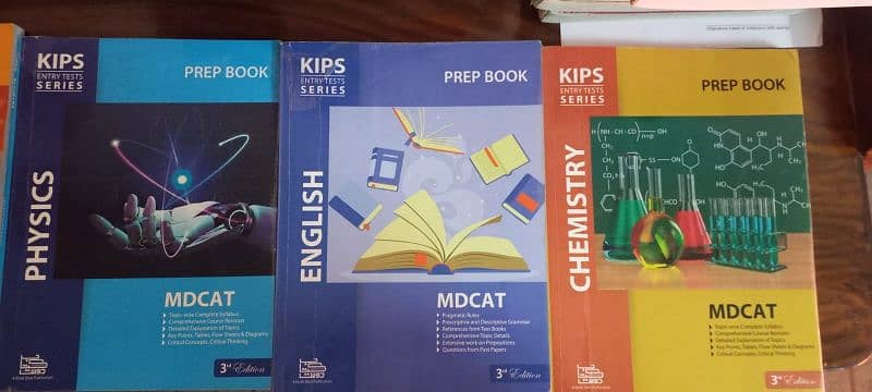 COMPLETE MDCAT STUDY SET, BOOKS, HAND WRITTEN NOTES AND MUCH MORE 6