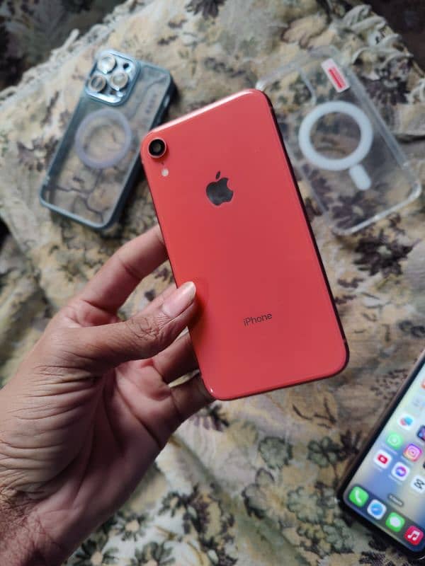 iPhone XR converted 16 Pro non active 100 battery health . 64GB Jv 7