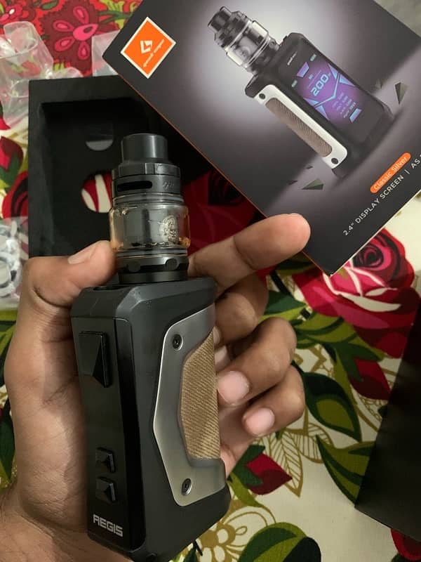 Aegis X wapee 200W 8