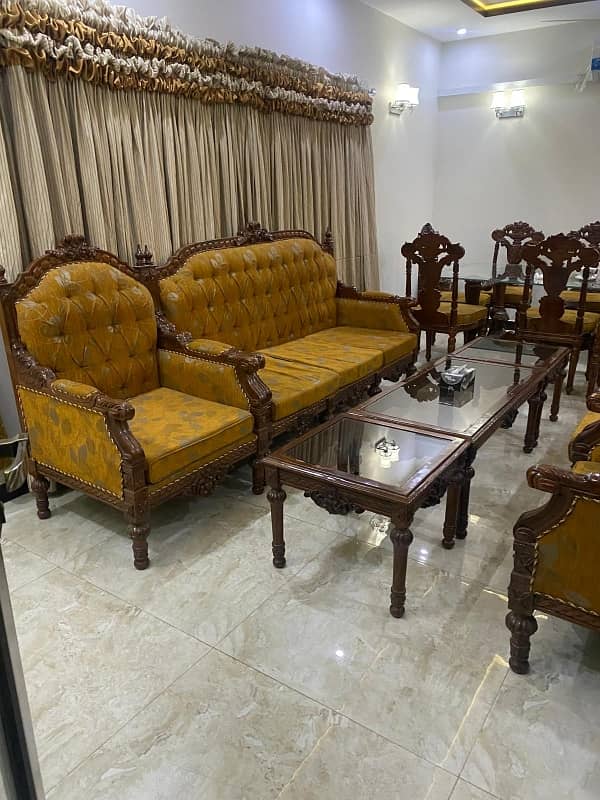 13 marla lower Portion full furnished for rent bahria town Lahore 2