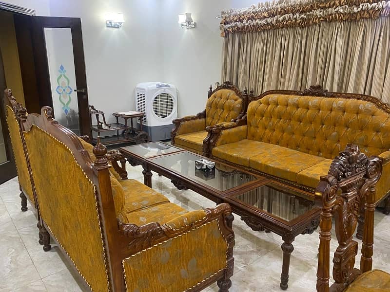 13 marla lower Portion full furnished for rent bahria town Lahore 7