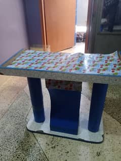 Aquarium Table