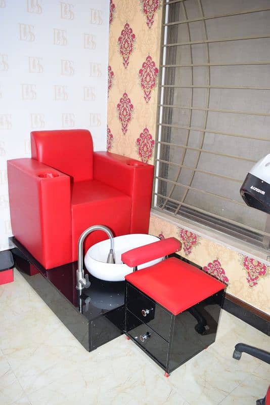 Mani Pedi unit For sale 0