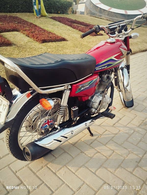 HONDA CG 125 FOR SALE (2017 & 2015) 2