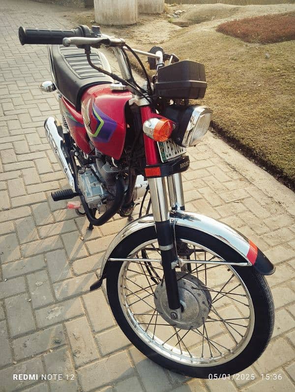 HONDA CG 125 FOR SALE (2017 & 2015) 9