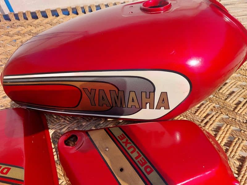 I'm Saling yamaha yb 100 87 modal  full tank set 4