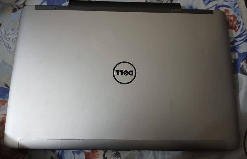 dell core i7 4th generation laptop in very neat condition 0