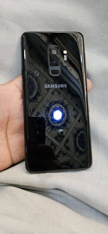 Samsung galaxy S9 plus 2