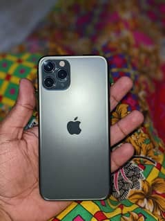 iPhone 11 pro 256 factory unlock