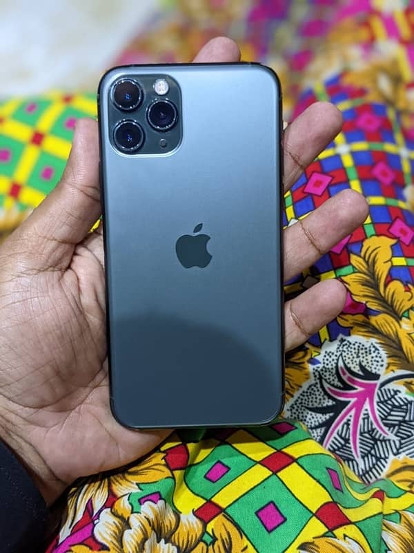 iPhone 11 pro 256 factory unlock 4