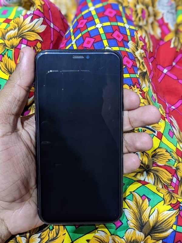 iPhone 11 pro 256 factory unlock 5