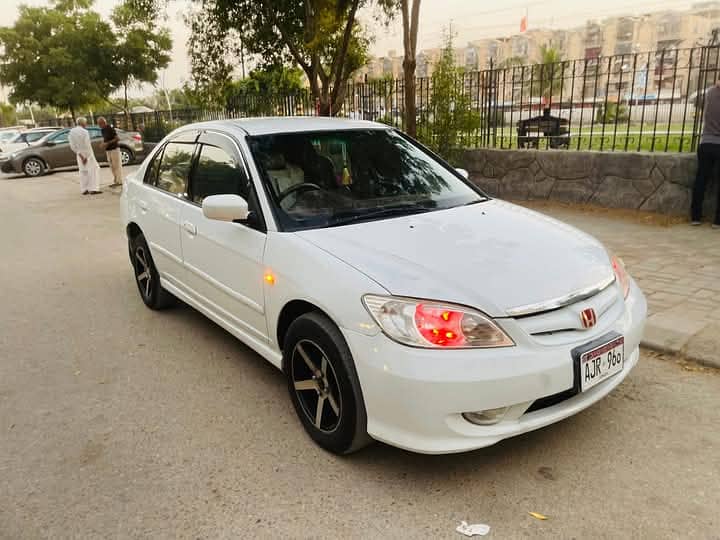 Honda Civic EXi 2005 1