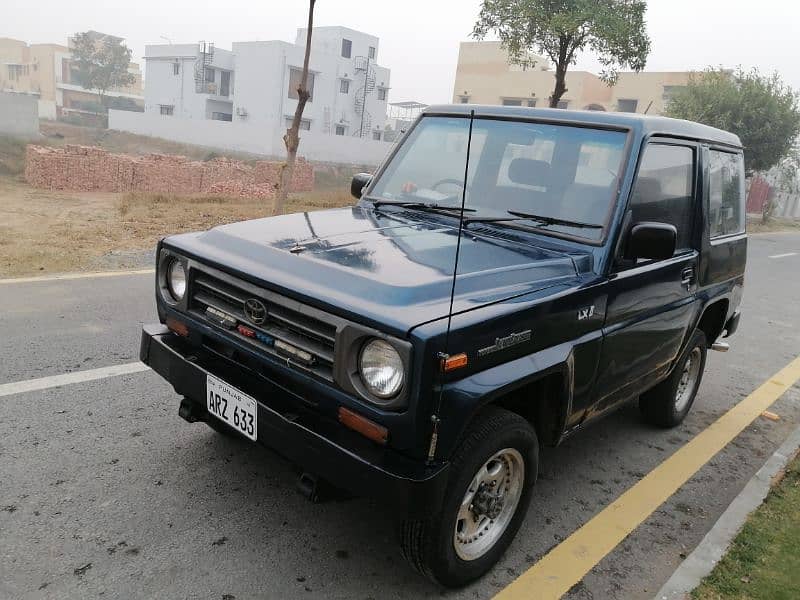 Jeep Daihatsu Rocky 5