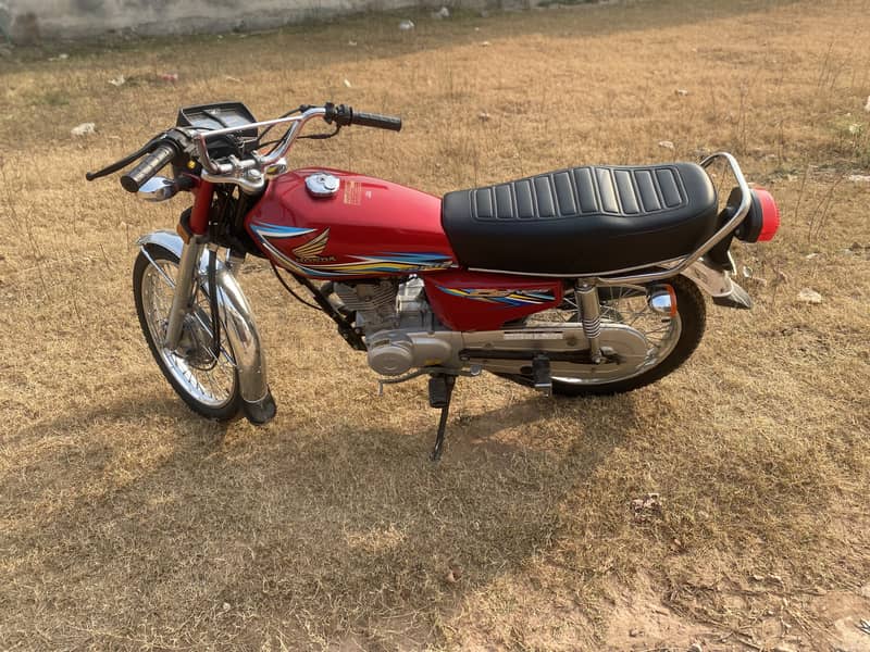 Honda cg125 2018  model first owner total janwan 1