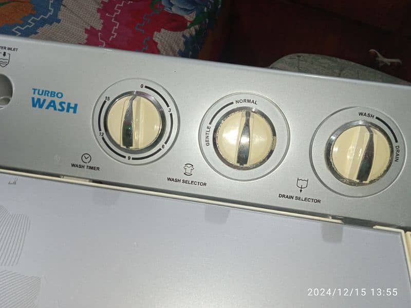 Kenwood washing machine twin tub model number KWM-1012SA 2