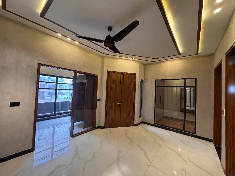 5 Marla Ultra Stylish House For Sale In Lahore 15