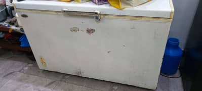 Waves Jumbo Size Deep Freezer برائے فروخت - جلدی کریں!