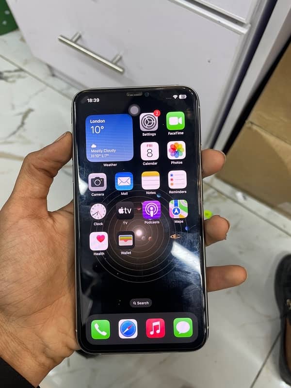 iphone 11 pro max 1