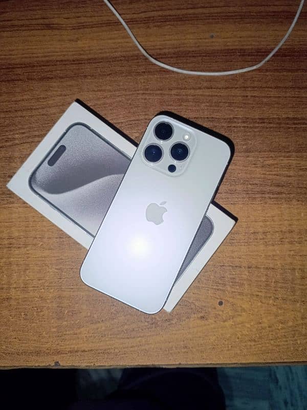 IPHONE 15 PRO 0