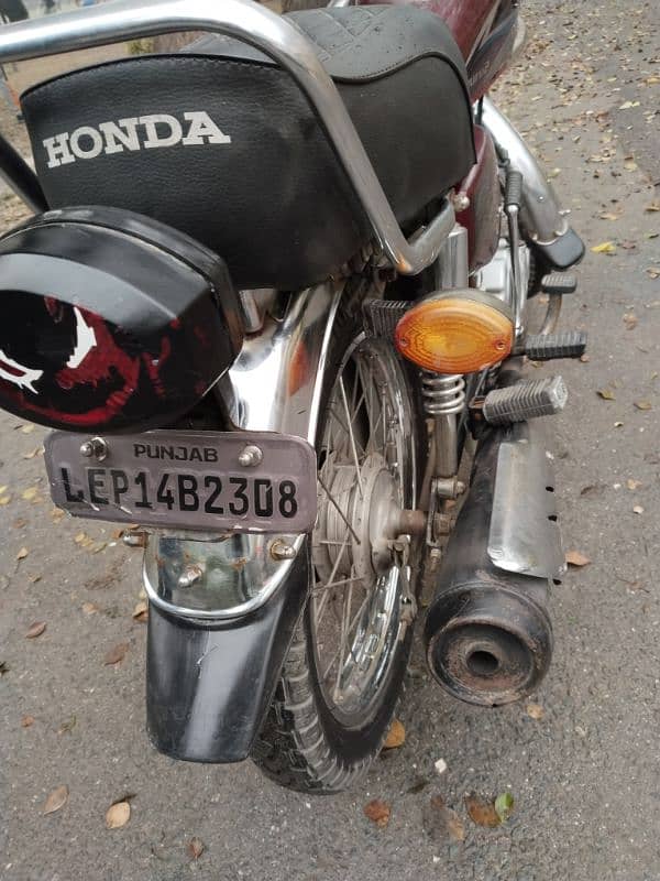 Honda cg125 2014 model urgent sale 7