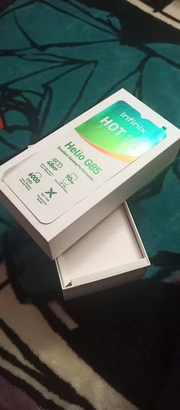 Infinix Hot 10s with box 10/10 condition also with charger 1