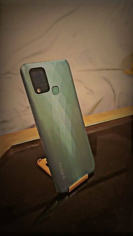 Infinix Hot 10s with box 10/10 condition also with charger 3