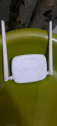 Tenda wireless N300 modem router