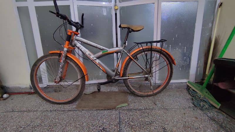 Helux Gear Bicycle for sale. 10/10 good Condition 6