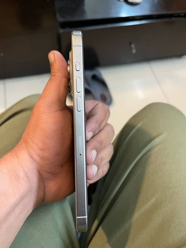 iPhone 15 pro max 256gb non pta 2