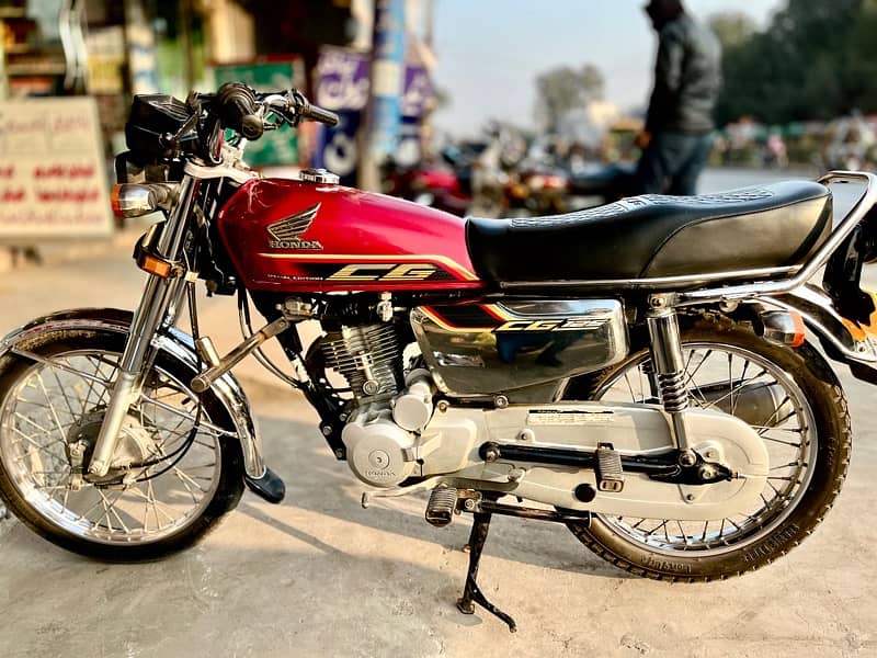 Honda CG 125 Self Start 2022 3