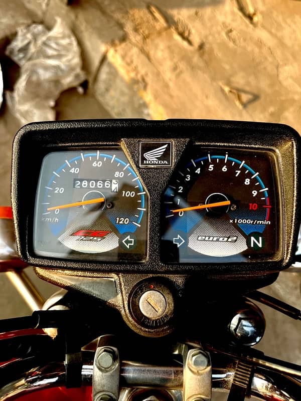 Honda CG 125 Self Start 2022 12