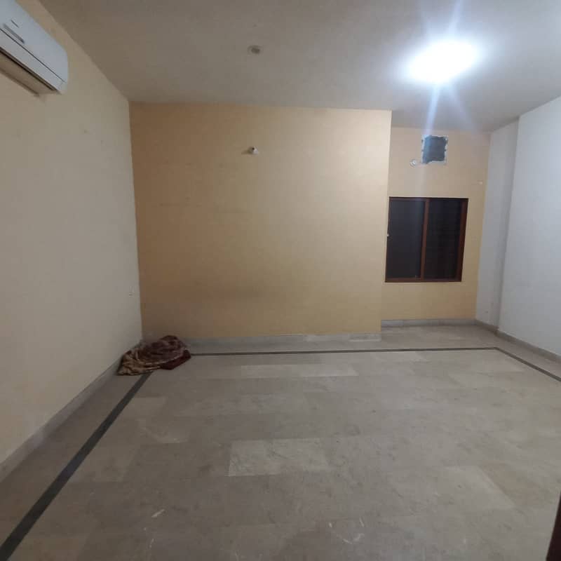 2 Marla Half Tripple Storey House For Sale In Tariq Road Garhi Shahu Beautiful Location 1