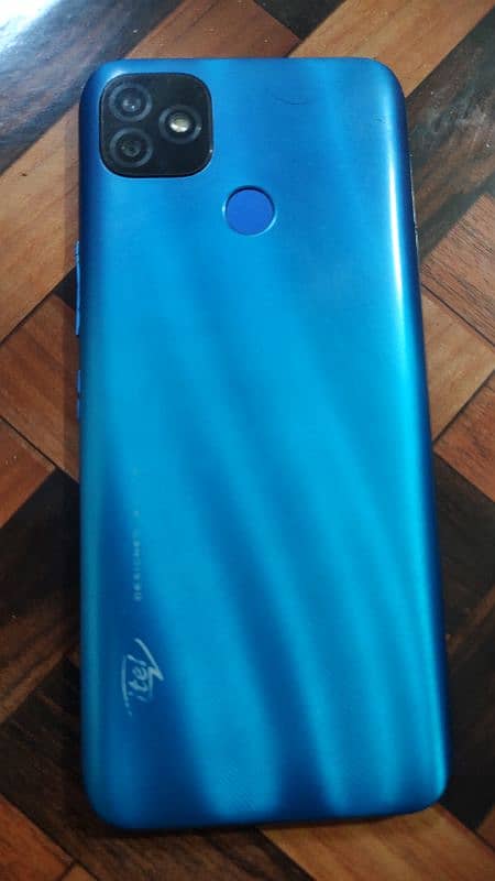 itel Vision 1plus (p36 pro lte) 3/32 1