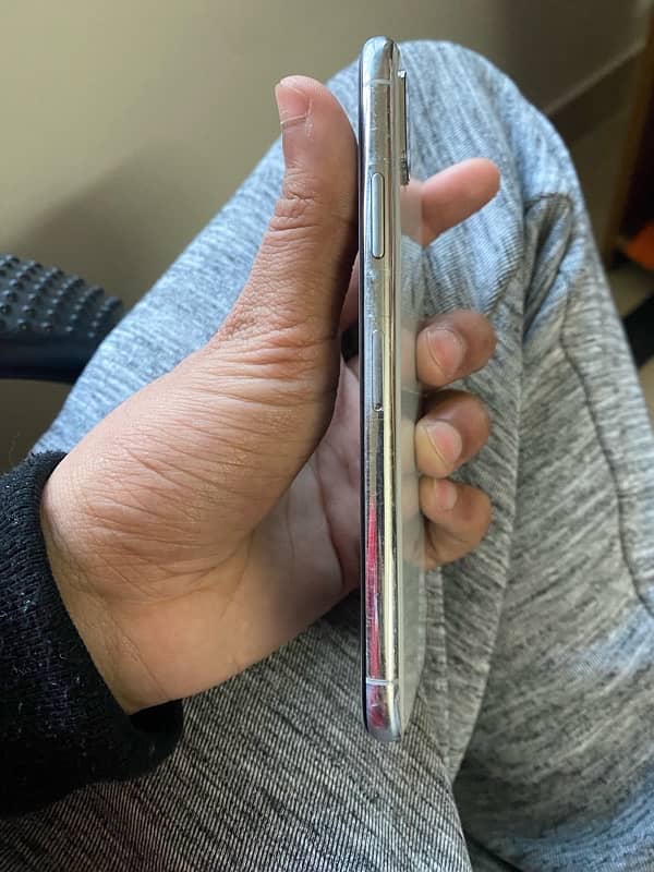 IPhone X PTA APRROVED MINT CONDITION 3