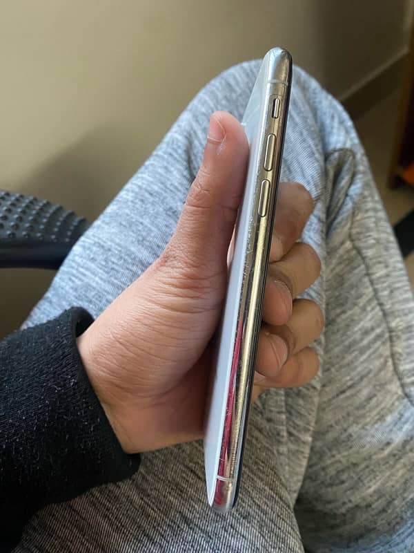 IPhone X PTA APRROVED MINT CONDITION 6