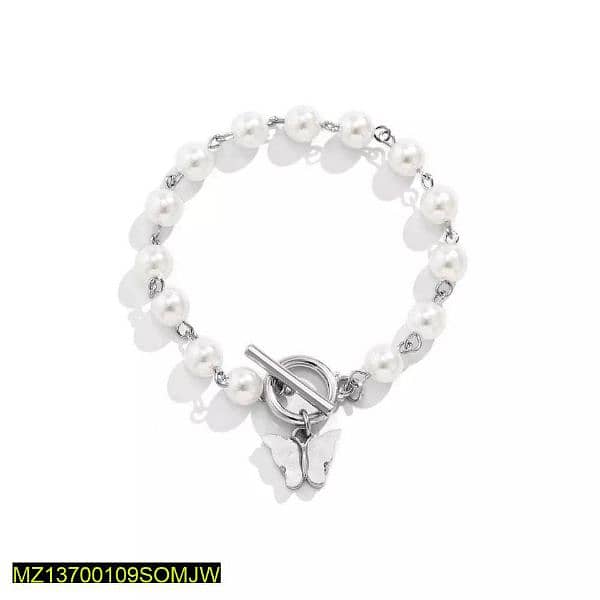 Stylish butterfly Pearl bracelet 2