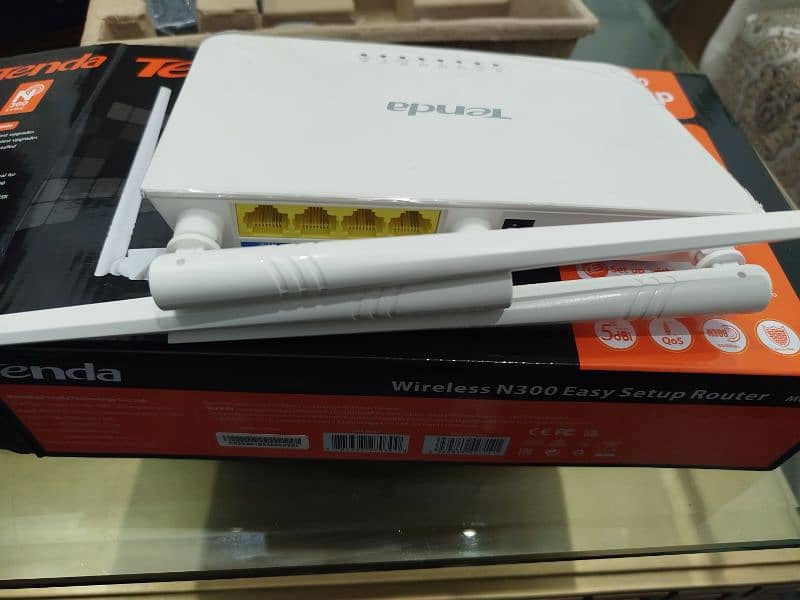 Tenda F3 Wifi Router 1