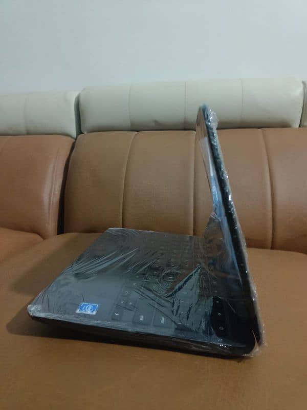 HP laptop G5 Window Chromebook 4