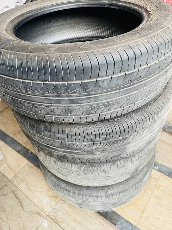 Yaris bg trako plus tire 185/60 R15 0