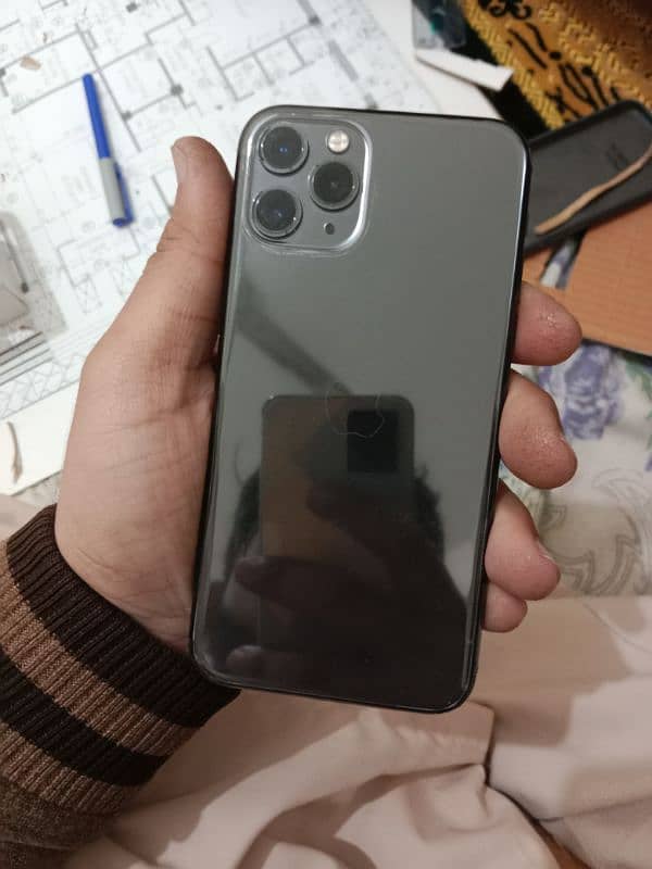 iPhone 11 pro 64 GB 4