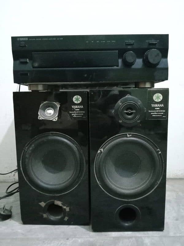 yamaha 6 inch Speakers with orignal yamaha mixer 10/10 condition 3