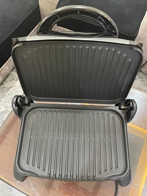 George Foreman Grill / Fat Reducing Machine / Healthy Electric BBQ 1