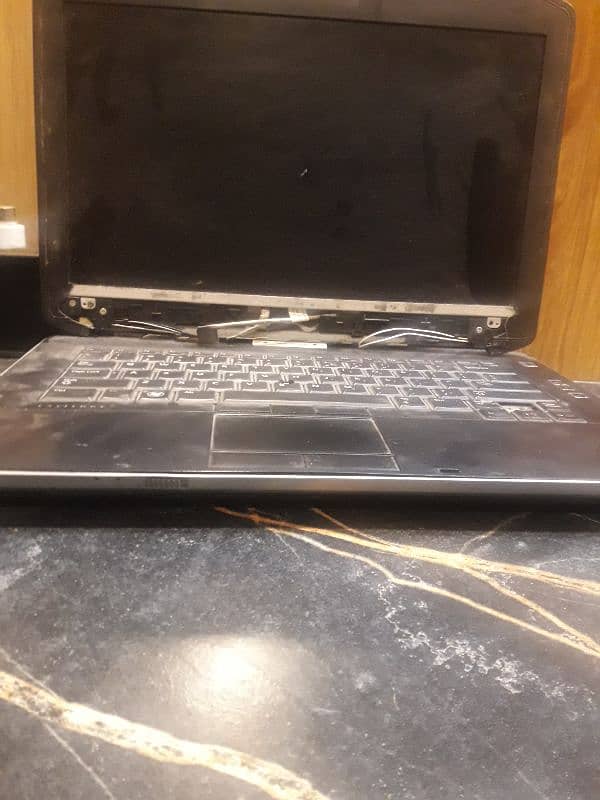 Dell laptop in good condition 1