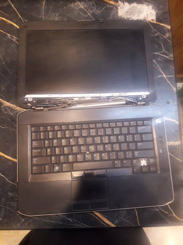 Dell laptop in good condition 3